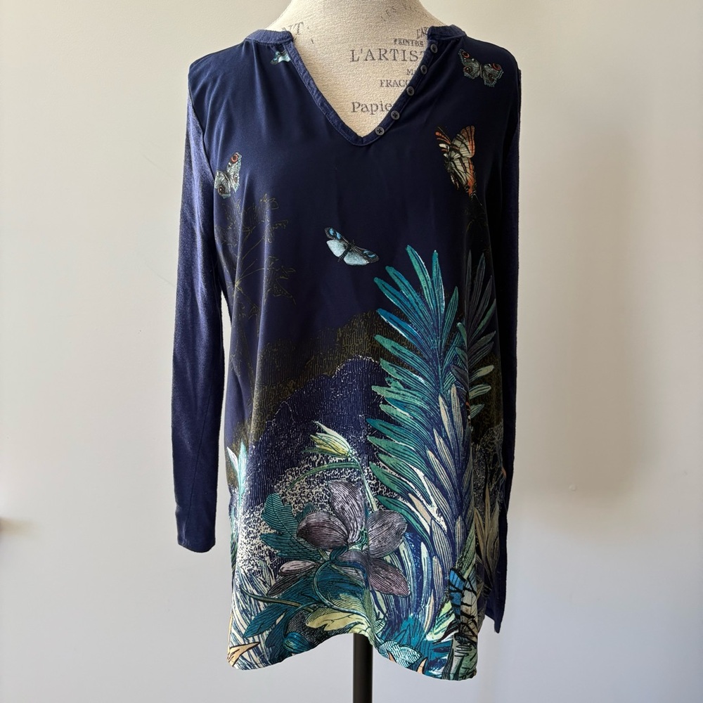 Anthropologie Akemi + Kin Fauna Linen Butterfly Henley Tunic